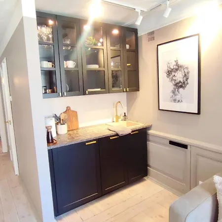 Lägenhet Stylish Old Town Gem Next To St Peter Church