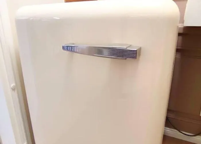 Апартаменты Stylish Old Town Gem Next To St Peter Church